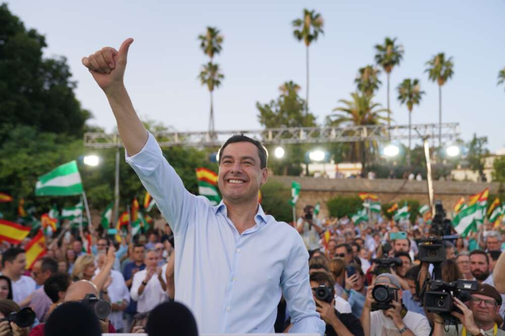 Juanma Moreno, en un momento del cierre de la campaña del 19J