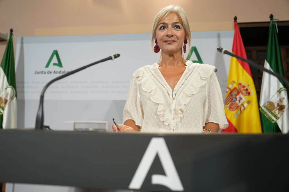 Patricia del Pozo, consejera de Desarrollo Educativo y Formación Profesional de la Junta de Andalucía, en la rueda de prensa posterior al consejo de Gobierno de este martes en la que abordó el caso de los nombramientos del Consejo Escolar de Andalucía.