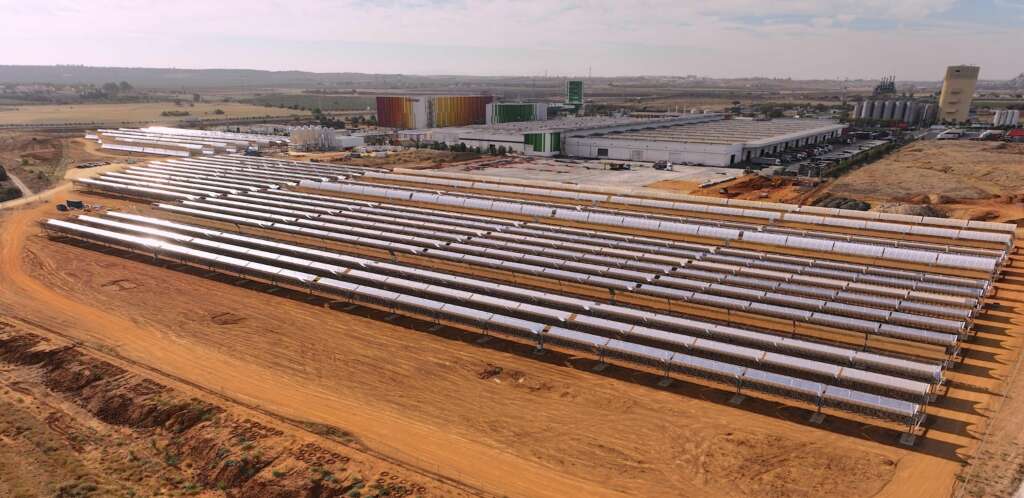 Planta termosolar de Heineken España en Sevilla.