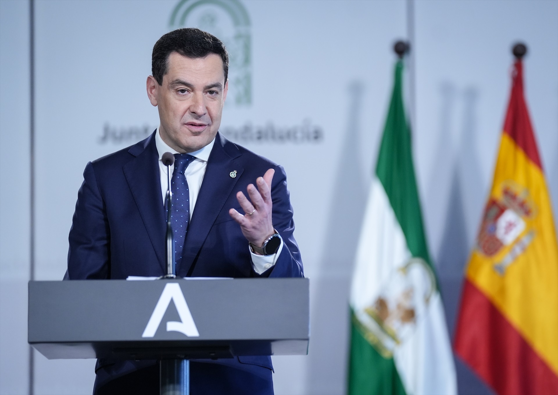 El presidente de la Junta de Andalucía, Juanma Moreno, durante la presentación de un proyecto el pasado mes de febrero.