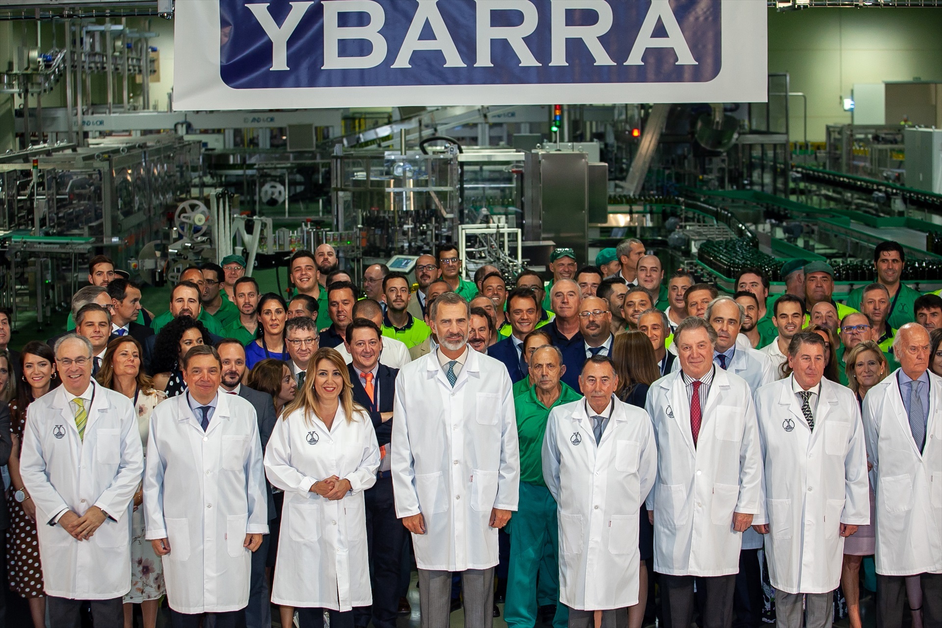 En 2018, el Rey Felipe VI y la antigua presidenta de la Junta de Andalucía, Susana Díaz, inauguraron la nueva fábrica del Grupo Ybarra en Dos Hermanas (Sevilla).