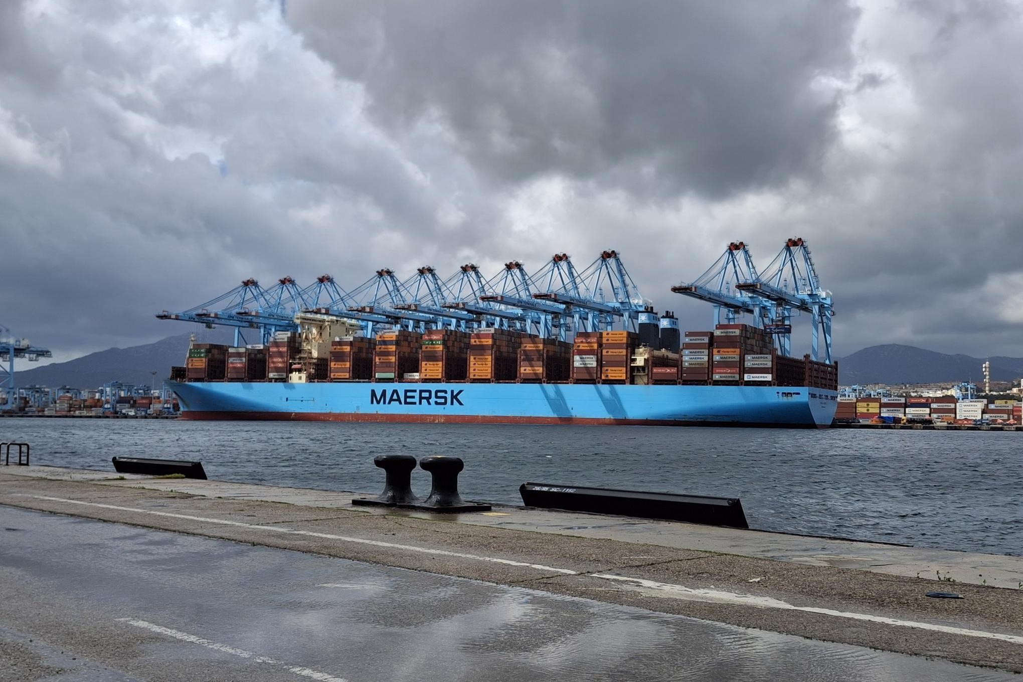 Buque de Maersk en el Puerto de Algeciras.