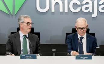 El presidente de Unicaja, José Sevilla, y el CEO de la entidad, Isidro Rubiales, durante la pasada presentación de resultados anuales.
