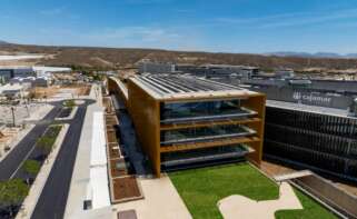 Centro financiero de Cajamar en Almería.