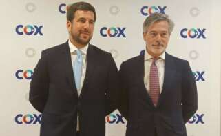 Enrique Riquelme y Nacho Moreno, presidente y CEO de Cox, respectivamente, tras la Junta General de Accionistas de 2025.