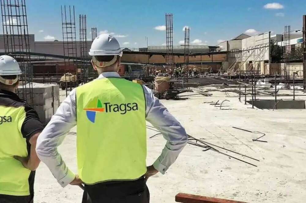 Dos trabajadores de TRAGSA. Imagen: TRAGSA