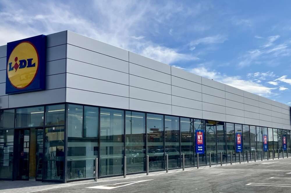 Lidl invierte más de 4 M€ para modernizar su tienda en Atarfe