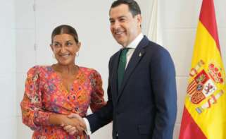 María José Sáenz de Buruaga, presidenta de Cantabria, junto a su homólogo en Andalucía, Juanma Moreno