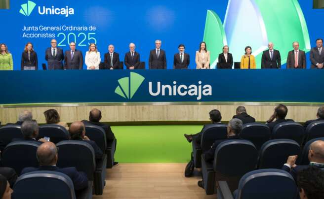 Accionistas de Unicaja durante su junta general de 2025.
