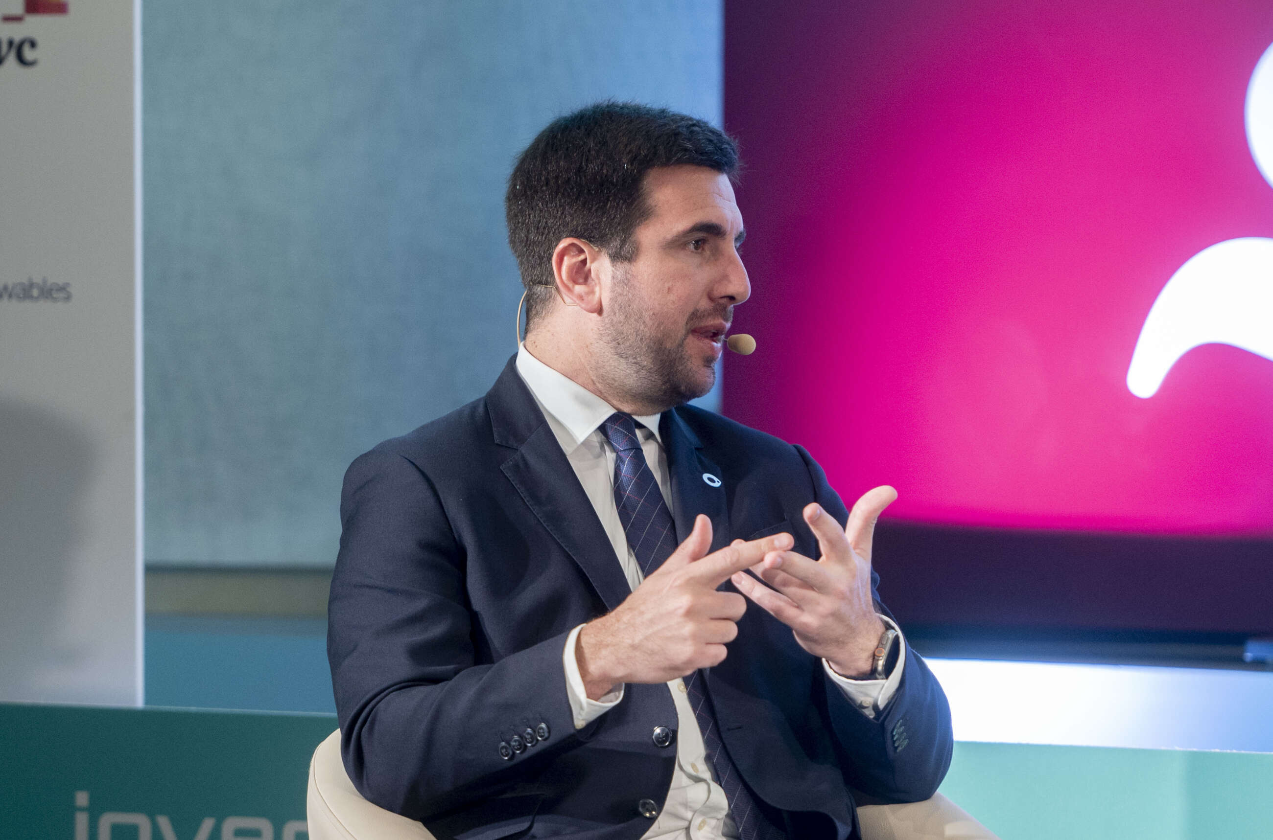 El presidente de Cox, Enrique Riquelme.