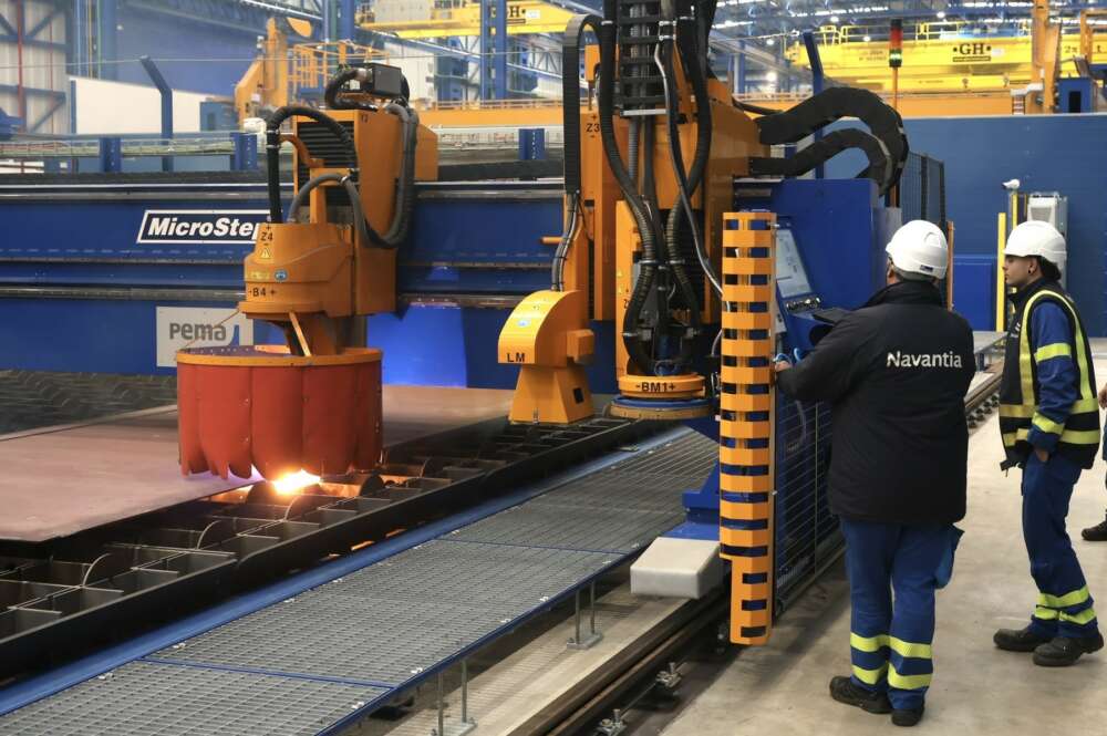 Trabajadores de Navantia en la planta de Cádiz.