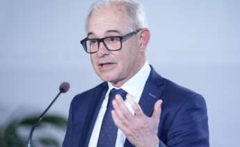 El consejero delegado de Unicaja, Isidro Rubiales, interviene durante la presentación del Proyecto CREA