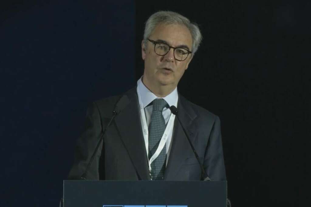 José Sevilla, presidente de Unicaja, durante su intervención en el Congreso de la APD para directores financieros empresariales.