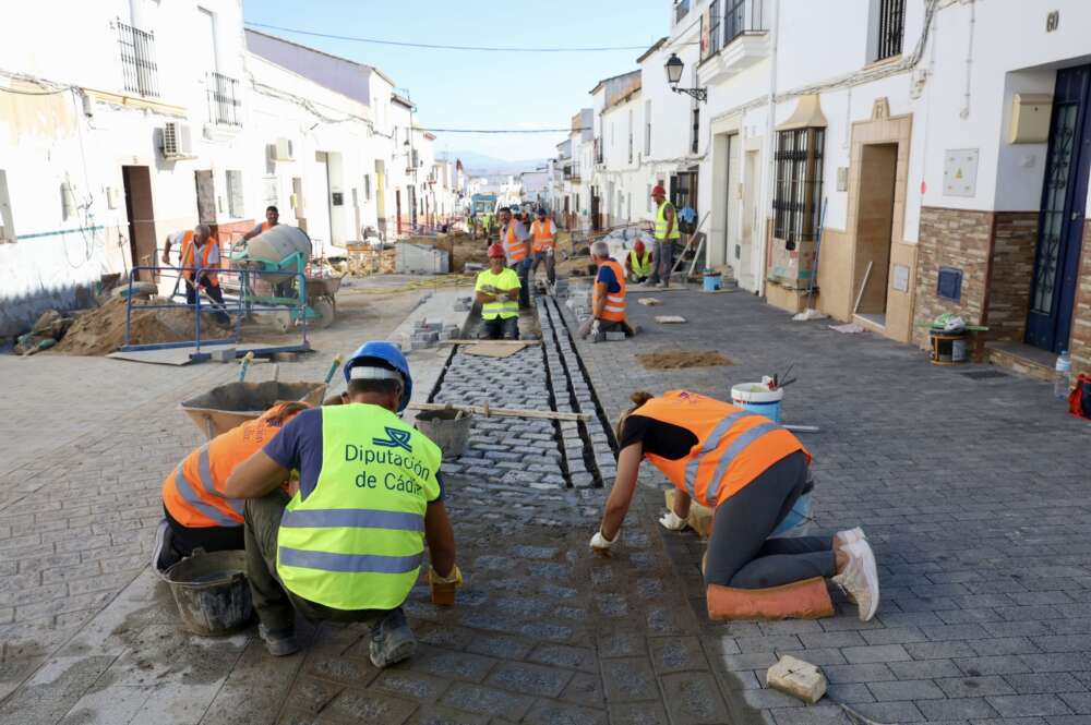 Trabajadores de una obra en Bornos (Cádiz).