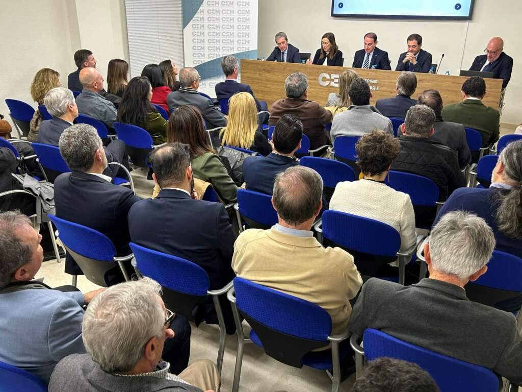 El presidente de la CEM advierte de la desaceleración del empleo, la falta de personal y el déficit de infraestructuras como principales riesgos para el crecimiento de Málaga