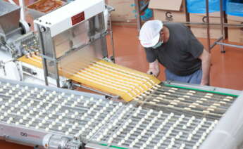 Fábrica de mantecados a pleno rendimiento de La Estepeña.