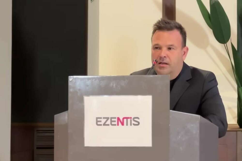 José Elías, presidente de Ezentis, durante una junta general de accionistas de la empresa sevillana.