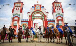 feria abril portada cambio constructora