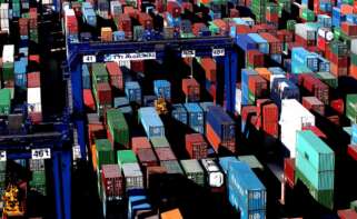 Contenedores en la terminal de Total Terminal International en el Puerto de Algeciras.