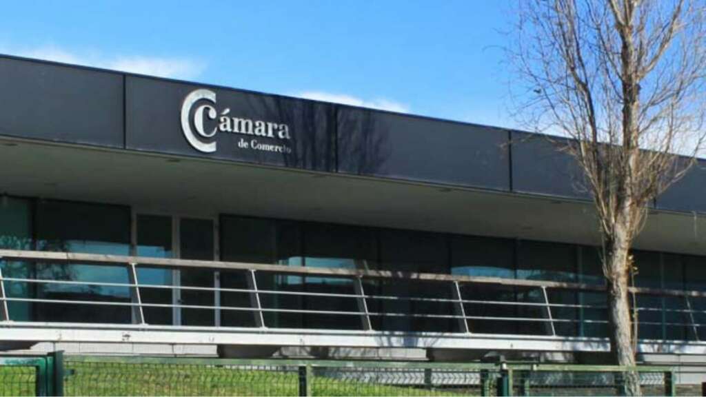 Fachada de la Cámara de Comercio del Campo de Gibraltar.