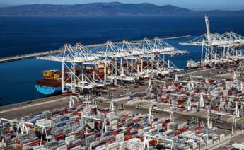 Terminal de contenedores del puerto de Tánger-Med, en Marruecos.