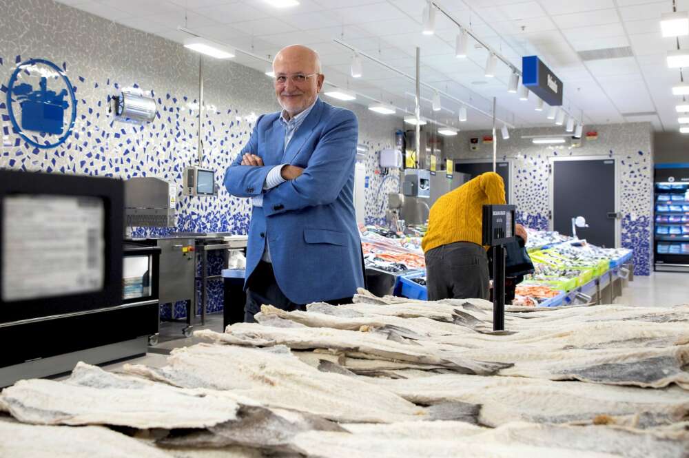 El presidente de Mercadona, Juan Roig, durante la inauguración de su primer supermercado en Portugal, el 2 de julio de 2019. Foto: EFE/PS