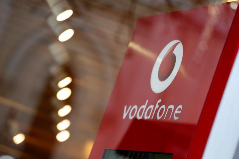 Vodafone se adjudica 31.500 líneas por 6,5 millones para conectar a alumnos vulnerables catalanes
