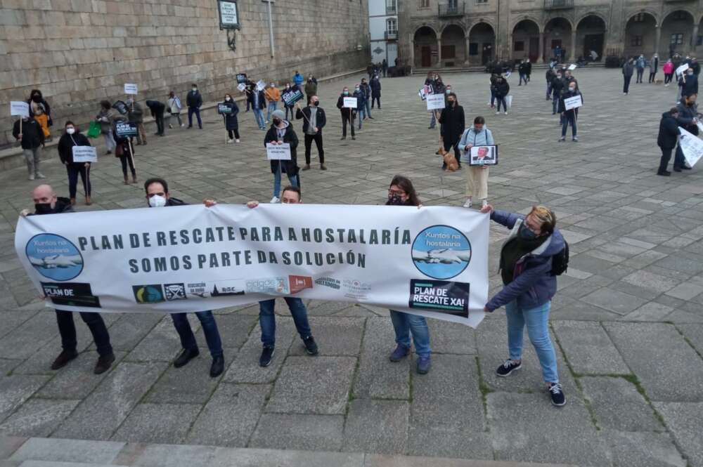 Galicia acogió numerosas movilizaciones del sector de la hostelería este miércoles, reclamando un rescate contundente a todas las administraciones públicas. E.P.