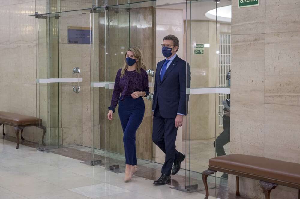 Yolanda Díaz y Alberto Núñez Feijóo en un encuentro en el Ministerio de Trabajo. Foto: Ministerio de Trabajo