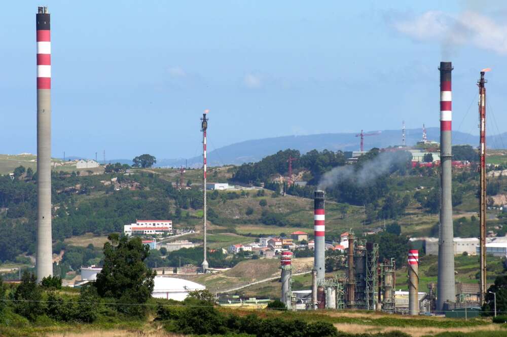 Refinería de Repsol en A Coruña / Galipedia