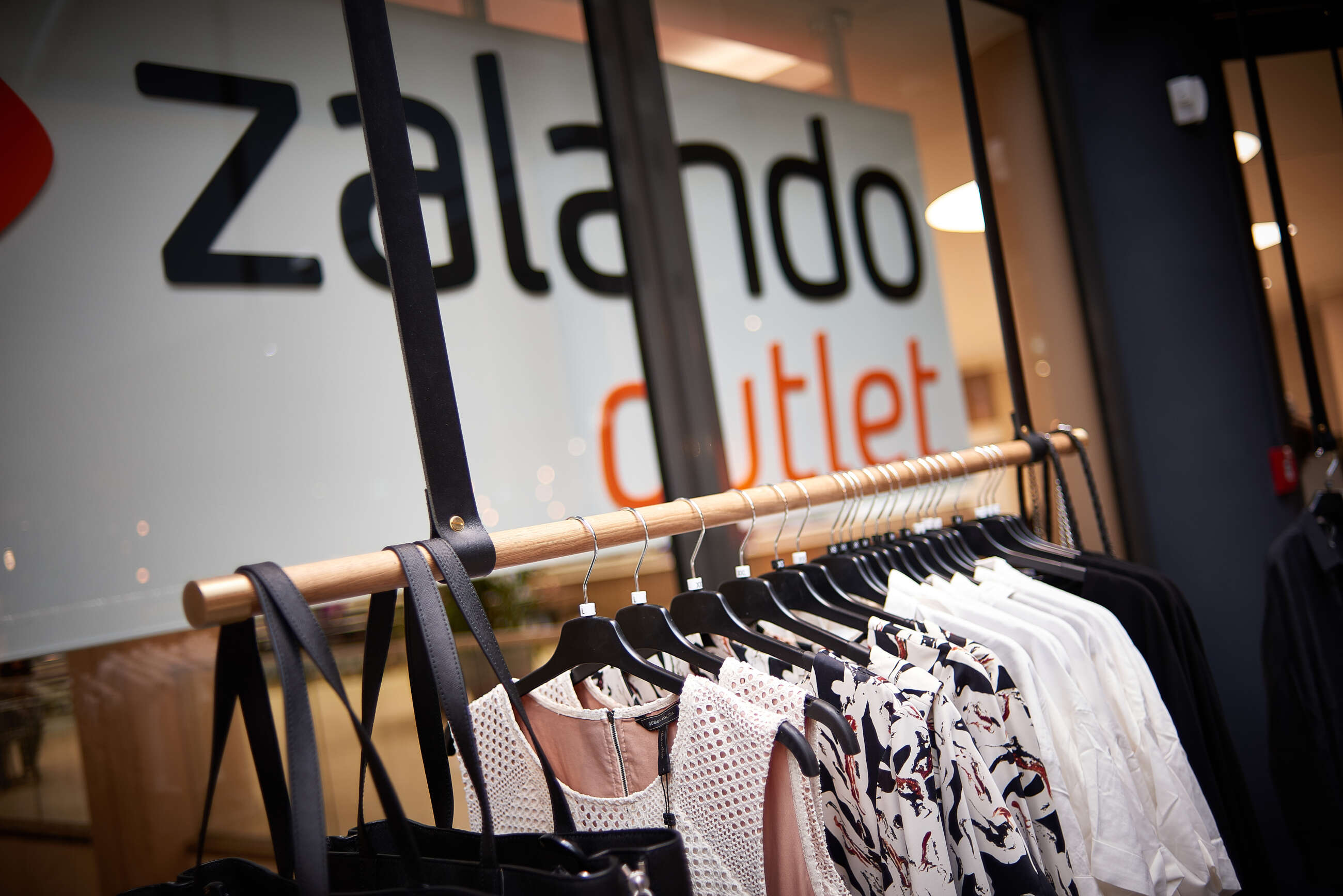 Inditex y Zalando: rivales en España, socios en » Galicia