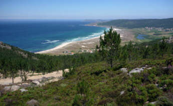 Espacio natural protegido de la laguna y dunas de Traba