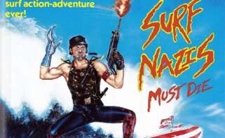 Imagen de la portada de la película 'Surfistas nazis deben morir', de 1987, producida por Troma Films