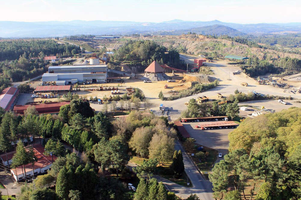 Instalaciones industriales de Cobre de San Rafael en Touro / Cobre de San Rafael