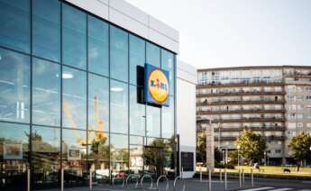 Imagen exterior de un supermercado de Lidl