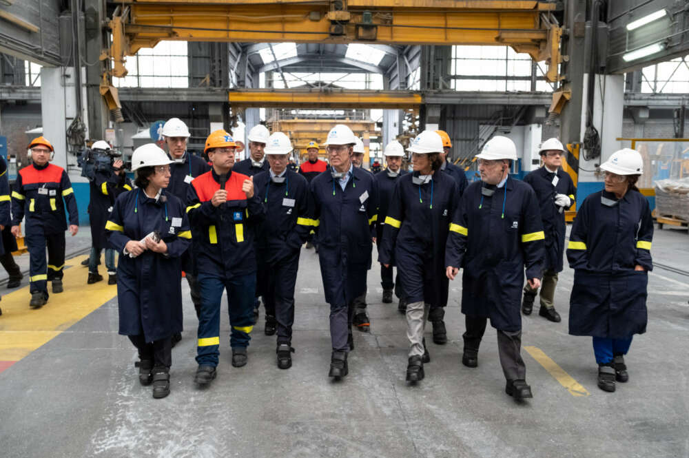 Alberto Núñez Feijóo y Reyes Maroto visitan la planta de Alcoa en San Cibrao en 2019 / Xunta