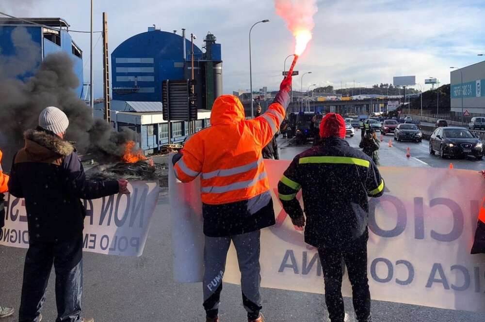 Trabajadores de Alu Ibérica en A Coruña exigen la intervención de la planta ante una situación "muy crítica". Foto: Europa Press