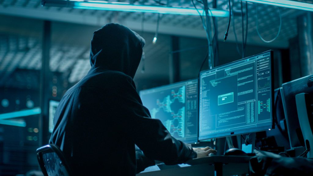 Fotograma de la serie Mr Robot, producida por Universal Cable Productions y Anonymous Content