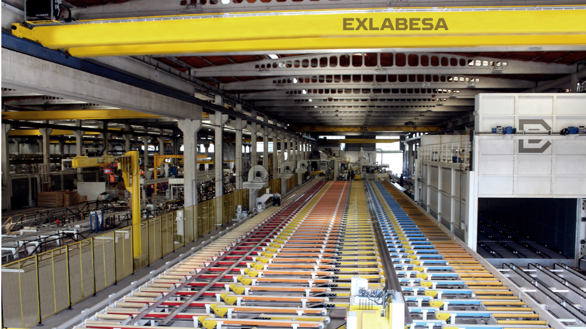 Exlabesa, jeden z królów aluminium, rozwija się za granicą po znaczącym wzroście sprzedaży w swoich zakładach w Galicji