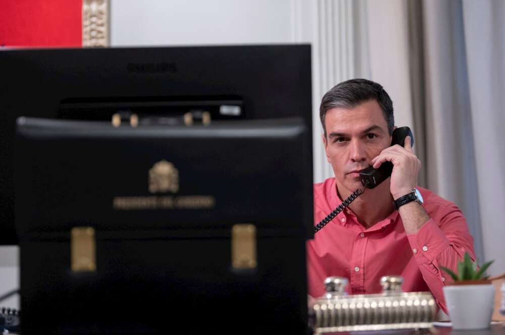 El presidente del Gobierno, Pedro Sánchez, está siguiendo muy de cerca la situación en Ucrania en permanente contacto con los representantes de las instituciones de la UE y con líderes europeos. EFE