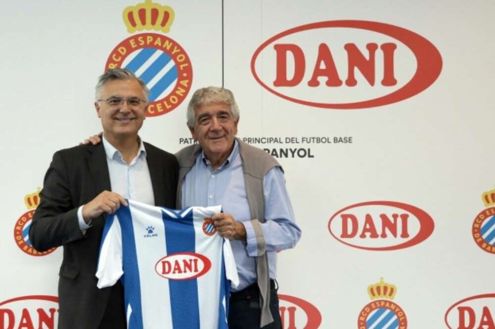 Daniel Sánchez Llibre, presidente de Conservas Cuca, durante la firma de un patrocinio con el Espanyol / Espanyol