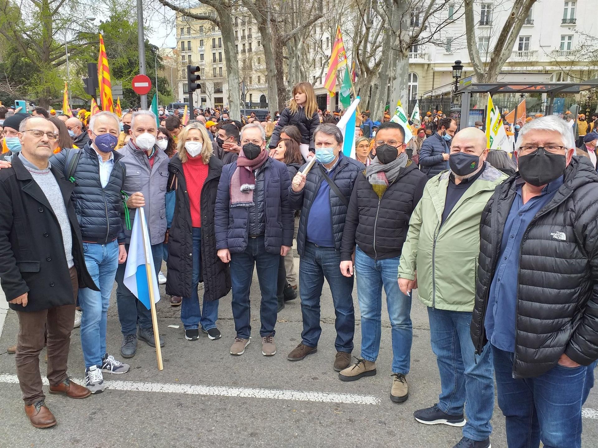 Representantes gallegos en la manifestación en defensa del sector primario en Madrid - UUAA