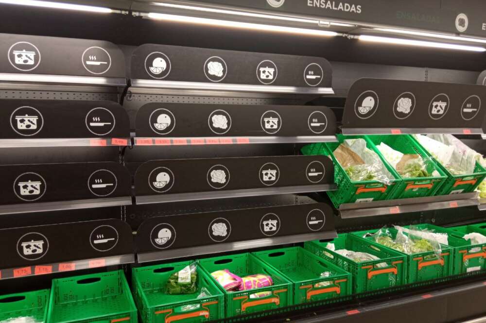 Sección de ensaladas de un supermercado de Mercadona en Ourense / ED