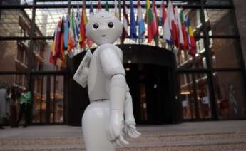 Robot en la sede del Consejo de la UE en Bruselas. Foto: EFE