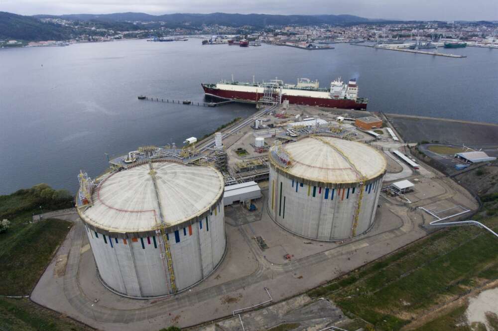 Terminal de gas natural licuado (GNL) de Reganosa en Mugardos (A Coruña)