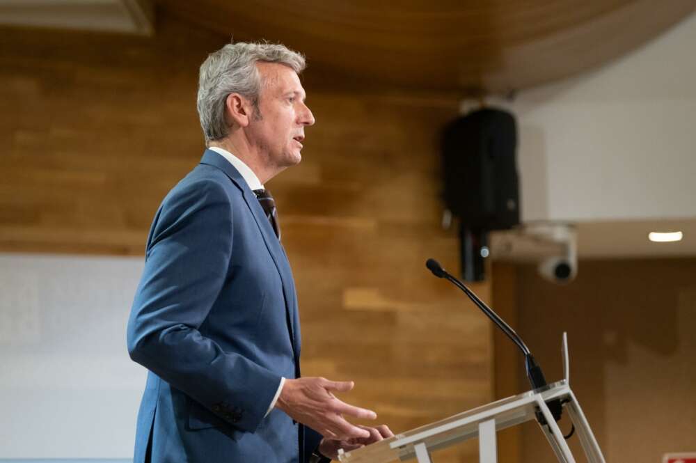 O presidente da Xunta, Alfonso Rueda, durante a rolda de prensa posterior á reunión semanal do Consello da Xunta. San Caetano, Santiago de Compostela, 02/06/22. - DAVID CABEZÓN