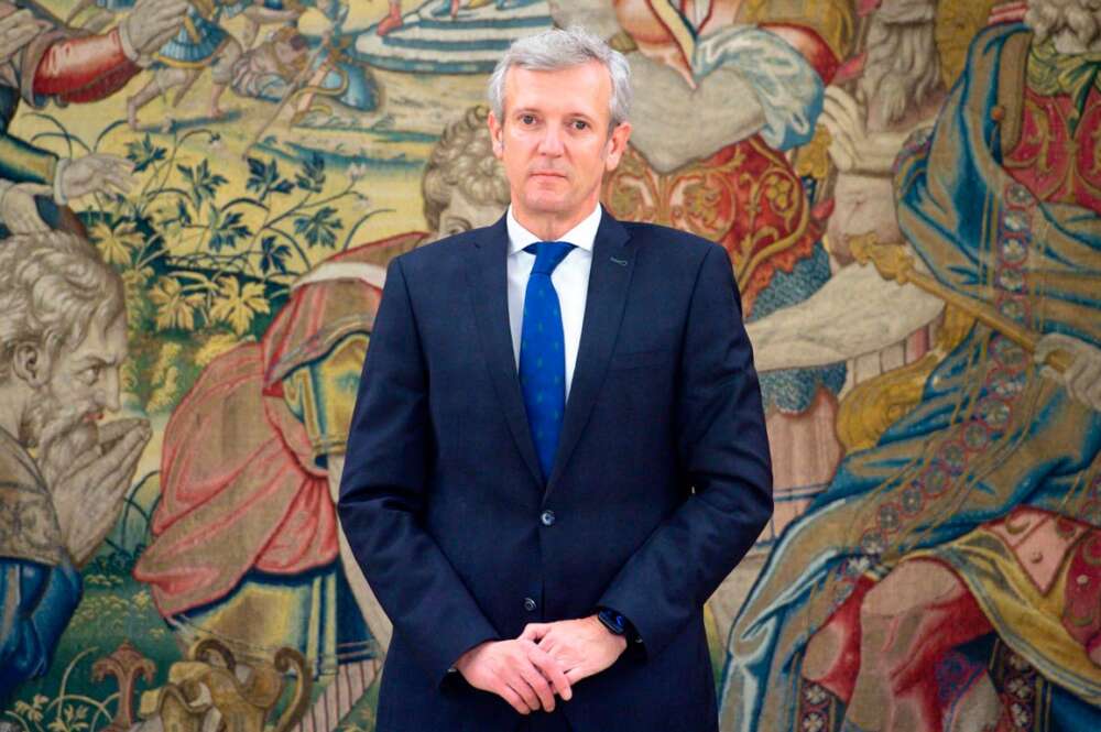 El presidente de la Xunta de Galicia, Alfonso Rueda Valenzuela, a su llegada a una audiencia con el Rey, en el Palacio de La Zarzuela