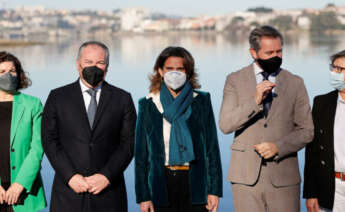 El Consejo de Ministros aprobará este mes la norma para que los mariscadores de la Ría do Burgo reciban las ayudas por el paro de la actividad provocado por el dragado