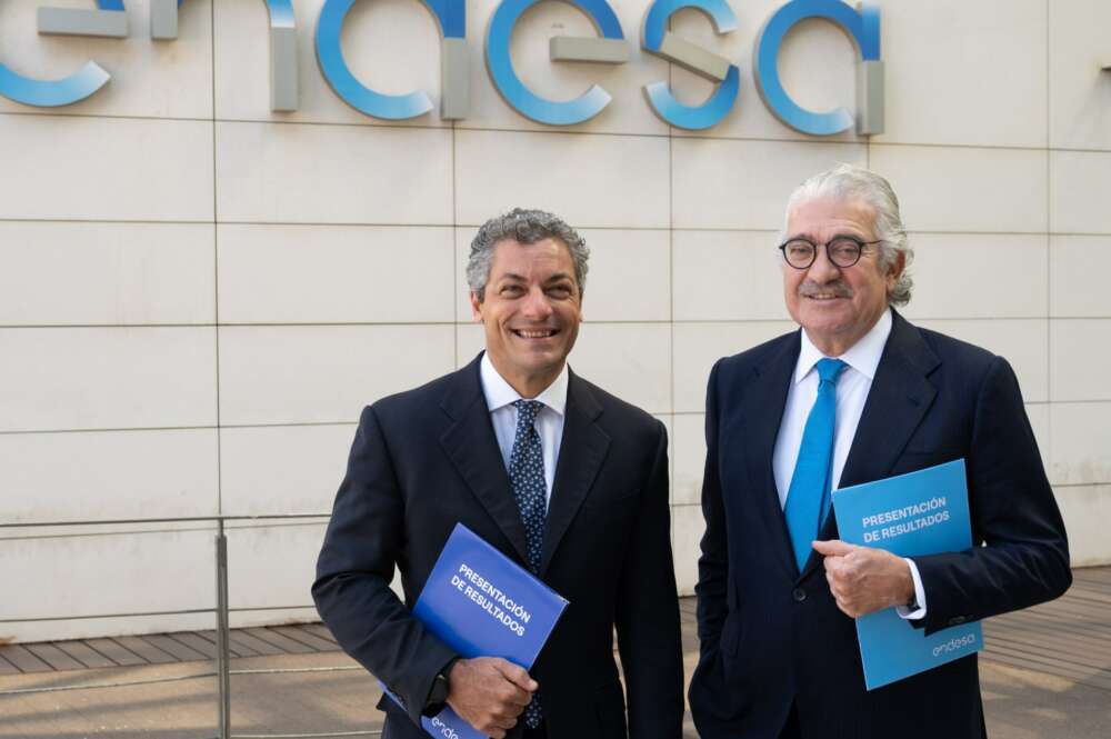 El director general financiero, Luca Passa y el consejero delegado, José Bogas.