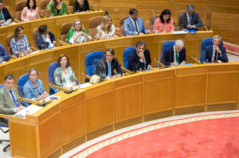 Bancada del PPdeG en la votación del Parlamento del techo de gasto para 2023